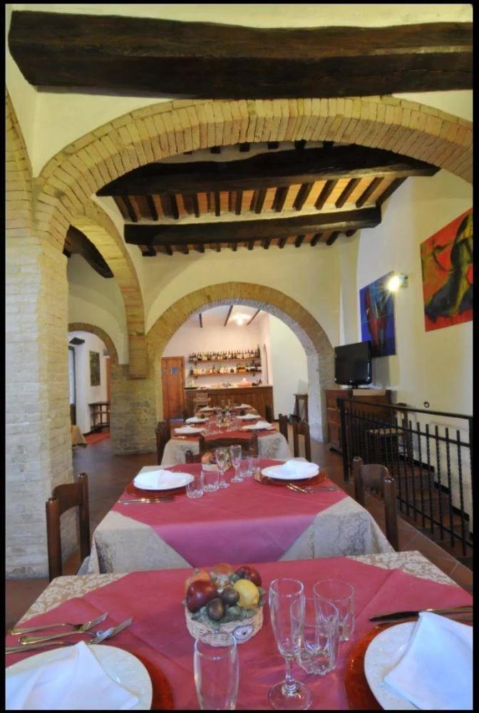 Agriturismo La Ginestrella Civitella D'Arna Εξωτερικό φωτογραφία