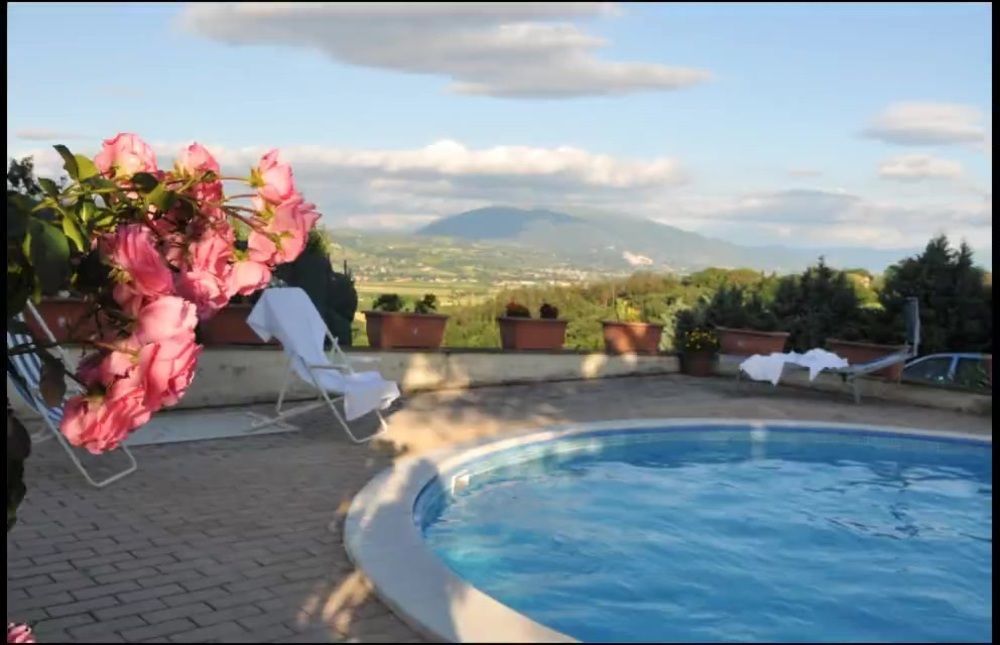 Agriturismo La Ginestrella Civitella D'Arna Εξωτερικό φωτογραφία