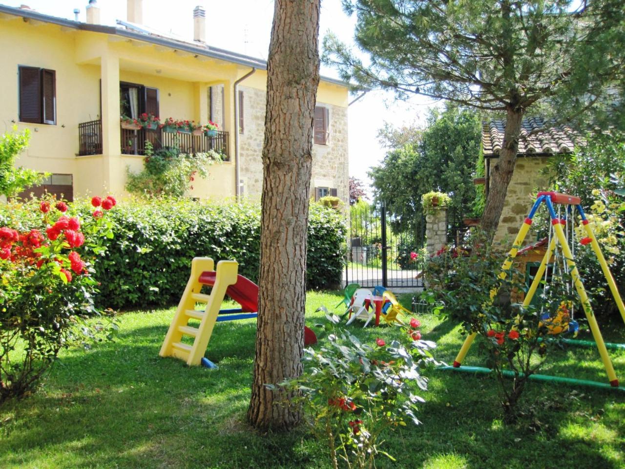 Agriturismo La Ginestrella Civitella D'Arna Εξωτερικό φωτογραφία